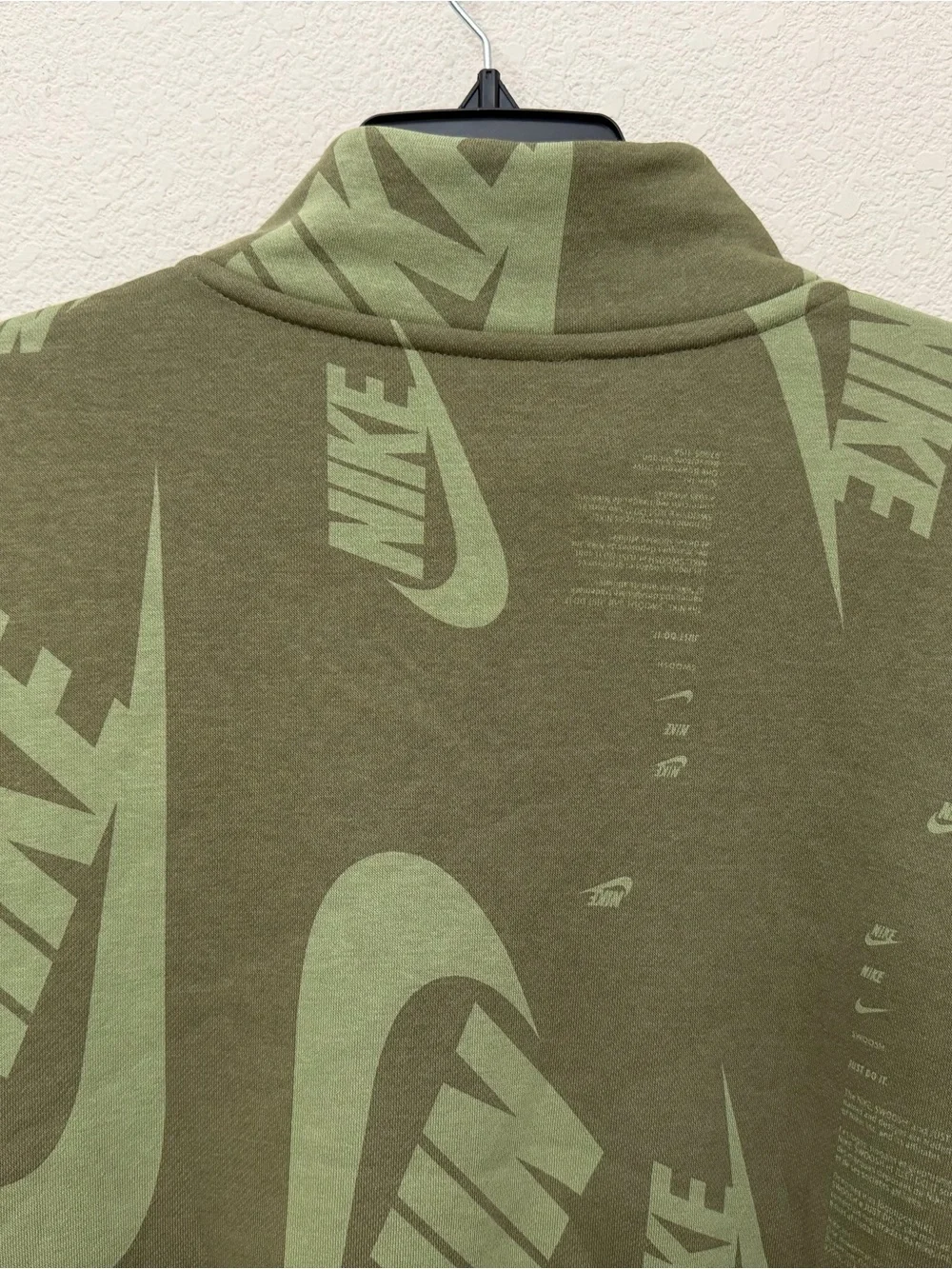 Nike club swoosh sweatshirt Olive Green Quarter-Zip Logo Pullover